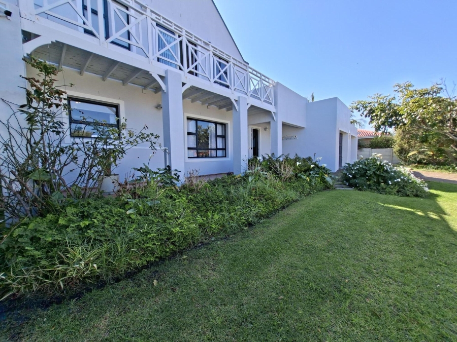 3 Bedroom Property for Sale in Heuningkloof Western Cape